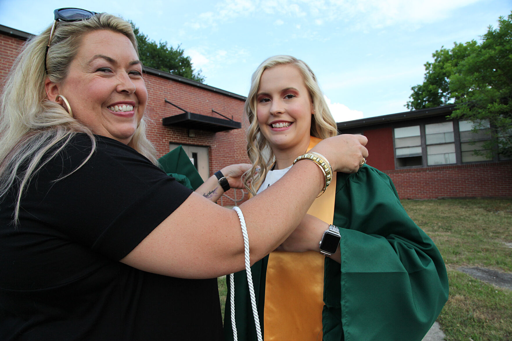 EastsideGrad_0254.JPG